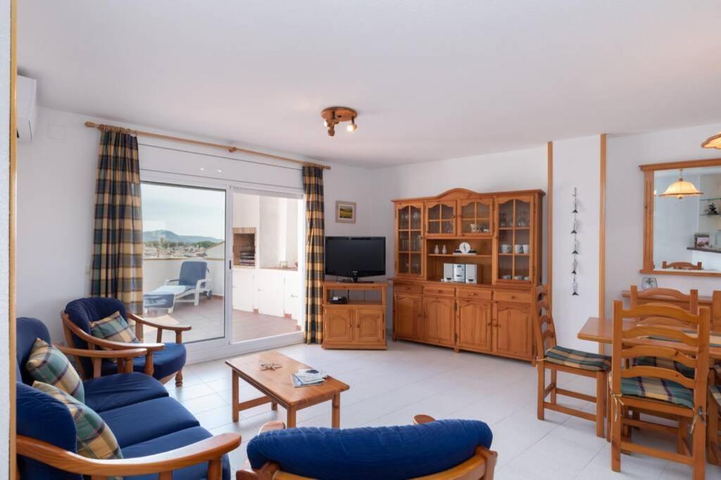 Flateli Empuriabrava Apartment Exterior photo